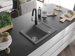 Mexen Enzo chiuvetă de bucătărie din granit cu 1 compartiment și picurător și baterie Savita, gri - 6506-71-672601-70