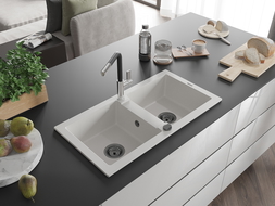 Mexen Mario chiuvetă din granit cu 2 compartimente și baterie de bucătărie Flora, alb - 6504-20-670401-07-B