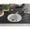Mexen Kevin chiuvetă de granit cu un compartiment, cu picurător și baterie de bucătărie Flora, Albă - 6517-20-670401-07-B