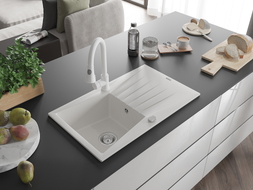 Mexen Cesar chiuvetă de granit cu 1 compartiment cu scurgător și baterie de bucătărie Elia, albă - 6514-20-670101-20