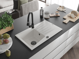 Mexen Cesar chiuvetă de granit cu 1 compartiment, cu scurgător și baterie de bucătărie Elia, alb - 6514-20-670101-70