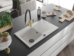 Mexen Cesar chiuvetă de bucătărie din granit cu 1 compartiment și scurgător și baterie Duo, alb - 6514-20-671701-57-B