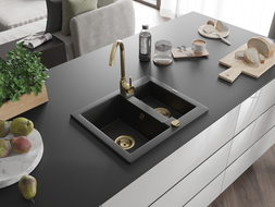 Mexen Carlos chiuvetă de granit cu 1,5 compartiment 582 x 475 mm, Neagră, sifon Auriu - 6518581500-77-G